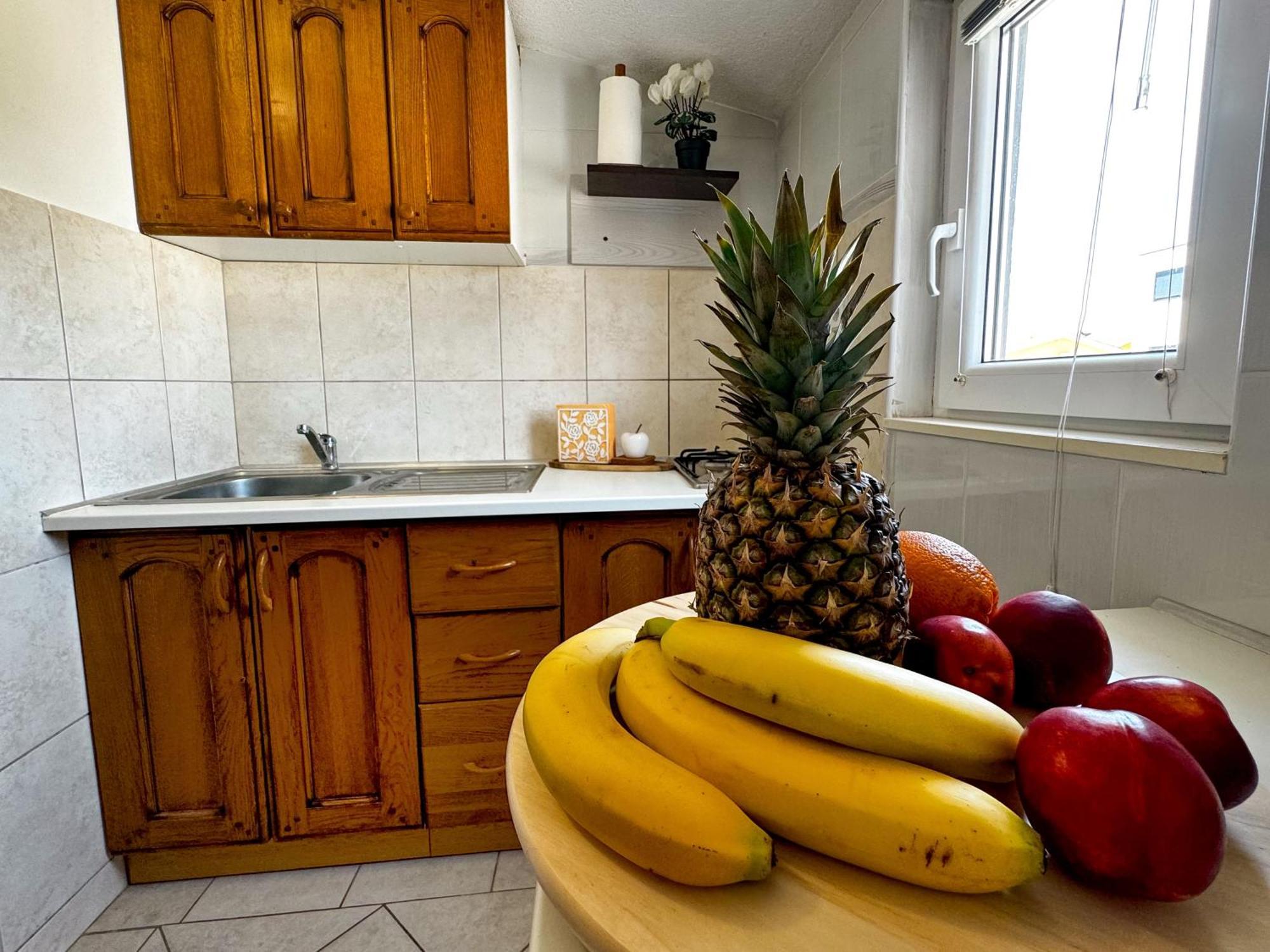 Apartmani Cvangic Vir Exterior photo